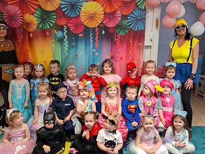 Grafika Gr. I  i II Bal Karnawałowy