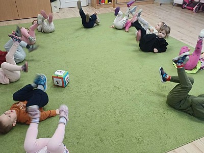 Grafika Gr. I W zdrowym ciele zdrowy duch, wie to każdy mały zuch. - Projekt edukacyjny