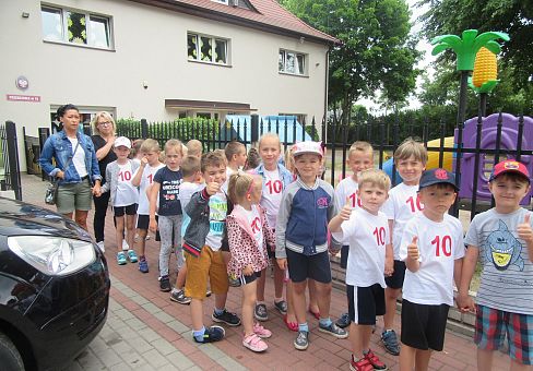 Grafika Zawody sportowe w Szkole nr 5