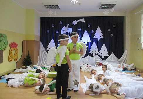 Grafika gr IV Jasełka w przedszkolu