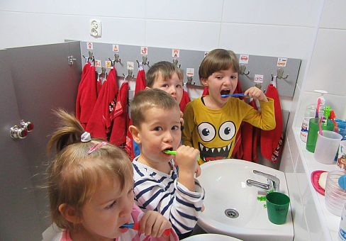 Grafika Gr II Myjemy zęby