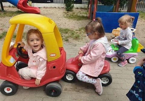 Grafika Gr I Pierwsze dni Maluszków w przedszkolu