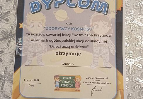 Grafika GR IV Kolejna lekcja z projektu " Dzieci uczą Rodziców" za nami
