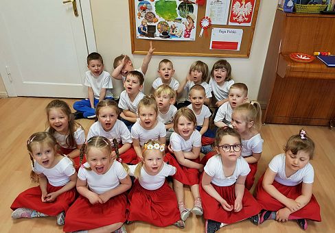 Grafika Gr. II Majowe święta