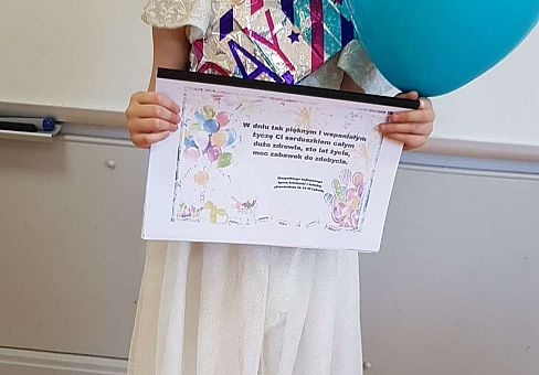 Grafika GR IV Urodzinki Oliwki