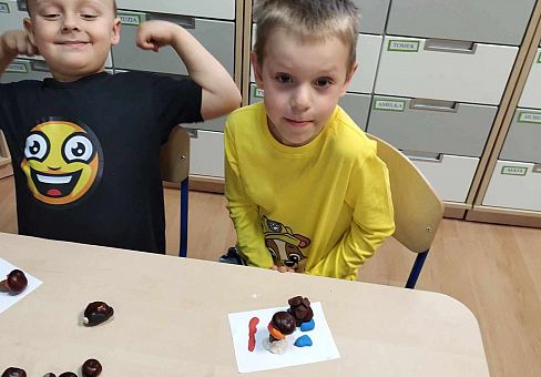 Grafika Gr. III Kasztankowe ludziki