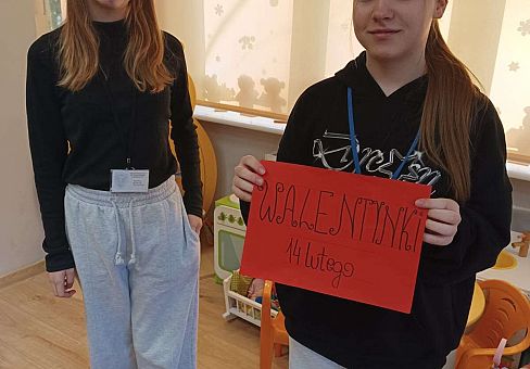 Grafika Gr.I Walentynkowe zabawy z absolwentkami przedszkola