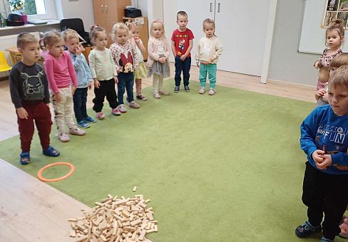 Grafika Gr. I W zdrowym ciele zdrowy duch, wie to każdy mały zuch. - Projekt edukacyjny