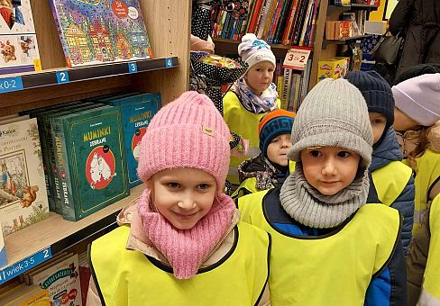 Grafika Gr.III Wycieczka do księgarni