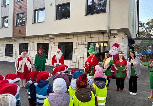 Grafika Gr.II, III, IV Wycieczka do wioski Mikołaja w Rowach