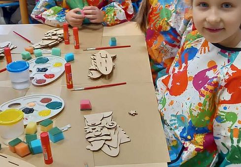 Grafika Gr.IV Warsztaty zdobienia elementów świątecznych