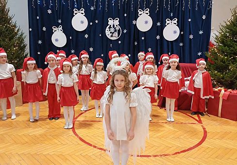 Grafika Występ świąteczny w Szkole Podstawowej nr 7