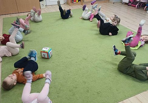 Grafika Gr. I W zdrowym ciele zdrowy duch, wie to każdy mały zuch. - Projekt edukacyjny