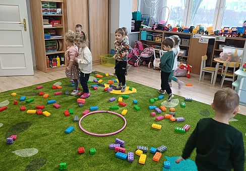 Grafika Gr. I W zdrowym ciele zdrowy duch, wie to każdy mały zuch. - Projekt edukacyjny