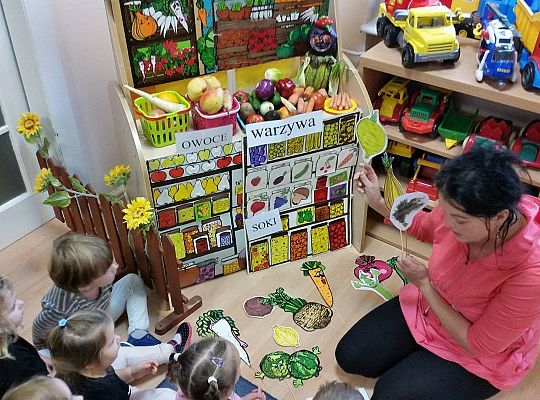 Teatrzyk "Na straganie " gr I