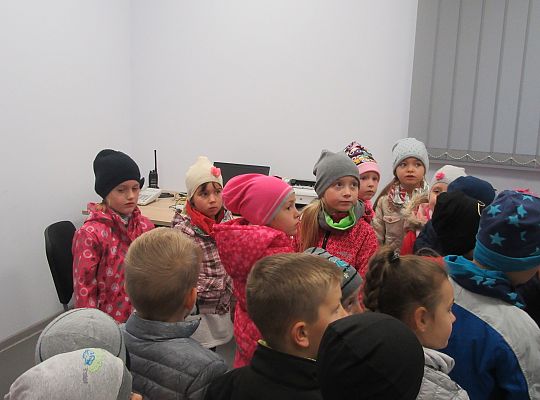 Wizyta w Komendzie Policji-spotkanie z psem