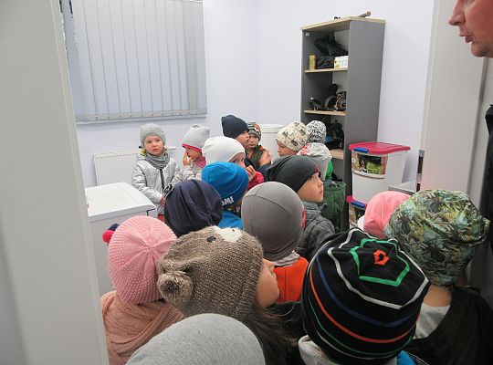 Wizyta w Komendzie Policji-spotkanie z psem