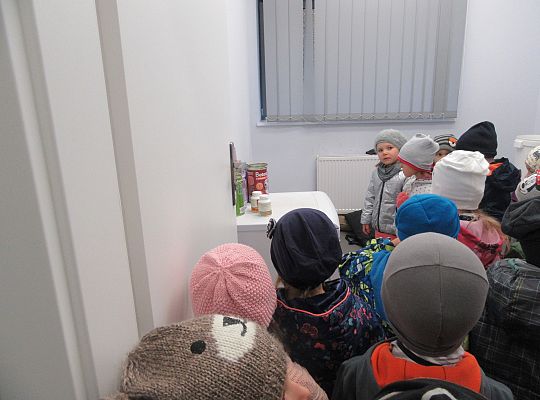 Wizyta w Komendzie Policji-spotkanie z psem