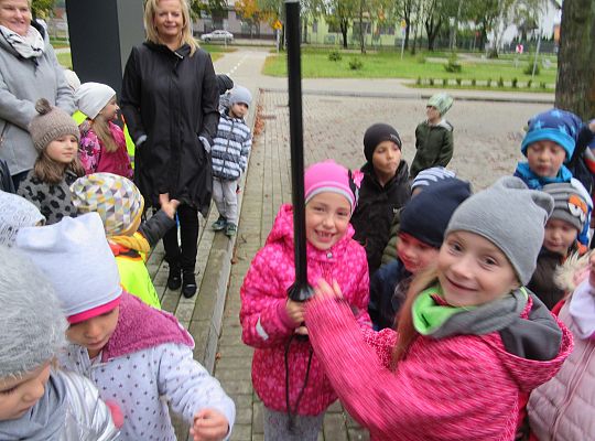 Wizyta w Komendzie Policji-spotkanie z psem