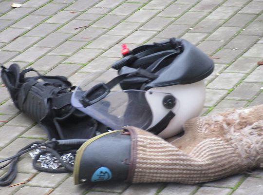 Wizyta w Komendzie Policji-spotkanie z psem