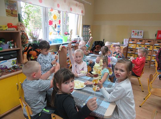 Szaszłyki owocowe gr IV