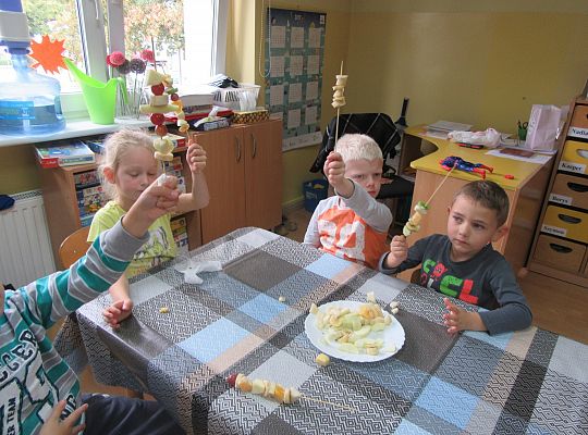 Szaszłyki owocowe gr IV