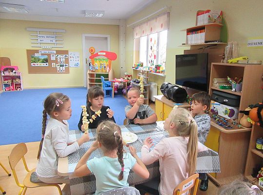 Szaszłyki owocowe gr IV