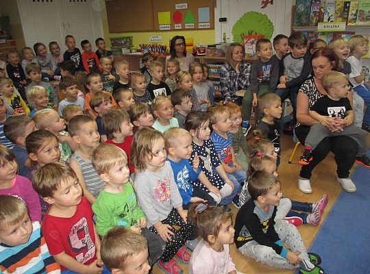 Teatrzyk w przedszkolu "Magia słów"