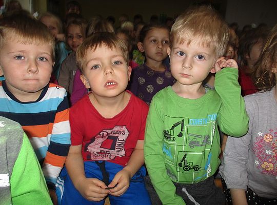 Teatrzyk w przedszkolu "Magia słów"