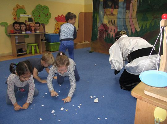 Teatrzyk w przedszkolu "Magia słów"