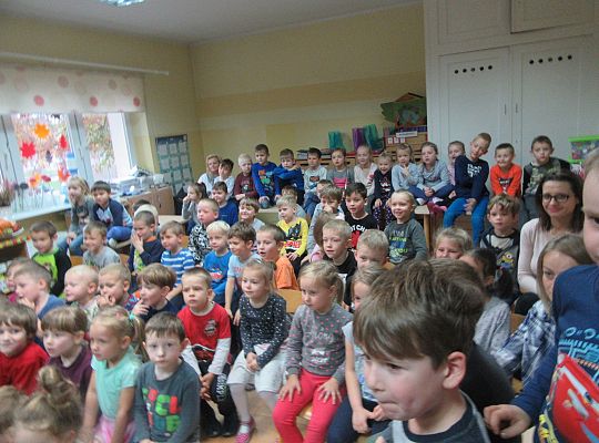 Teatrzyk w przedszkolu "Magia słów"