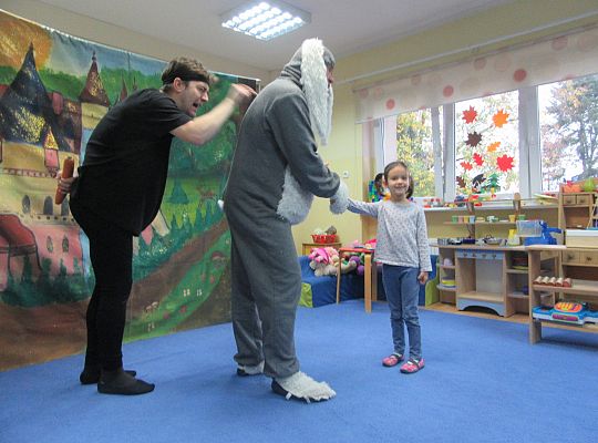 Teatrzyk w przedszkolu "Magia słów"