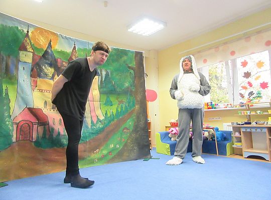 Teatrzyk w przedszkolu "Magia słów"