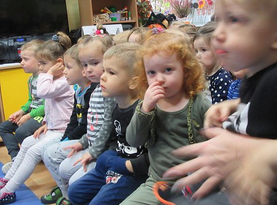 Teatrzyk w przedszkolu "Magia słów"