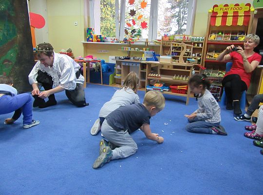 Teatrzyk w przedszkolu "Magia słów"