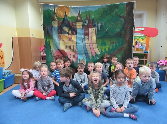 Teatrzyk w przedszkolu "Magia słów"