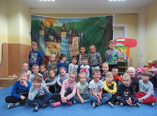 Teatrzyk w przedszkolu "Magia słów"