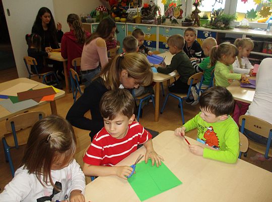 Wolontariusze w przedszkolu gr II