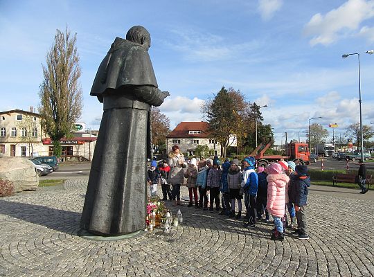 Pamiętamy o tych co odeszli-zapalamy znicze