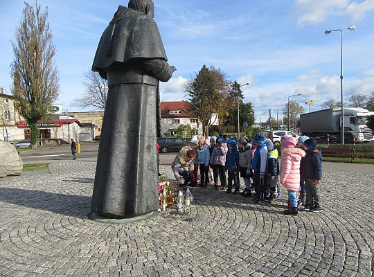 Pamiętamy o tych co odeszli-zapalamy znicze