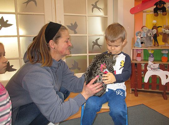 Poznajemy zwierzęta domowe, wizyta Pani ze schroniska-gr II