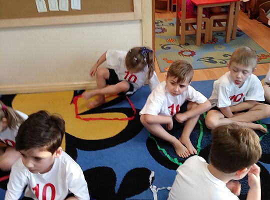 Ćwiczenia gimnastyczne w grupie III