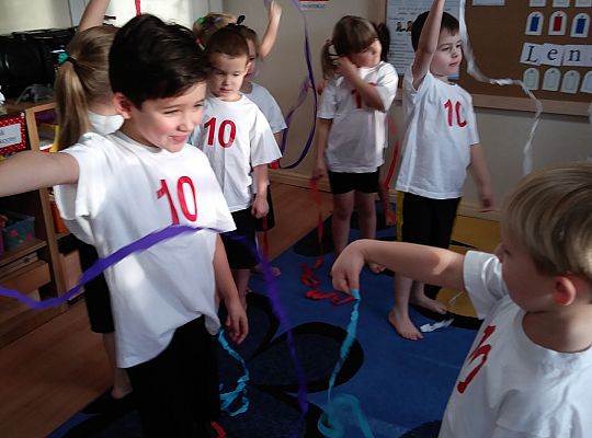 Ćwiczenia gimnastyczne w grupie III