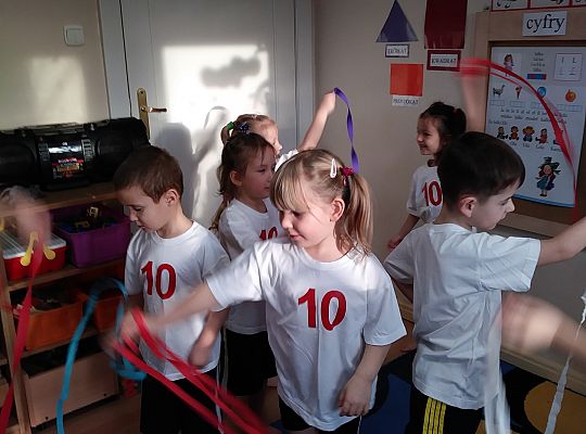 Ćwiczenia gimnastyczne w grupie III