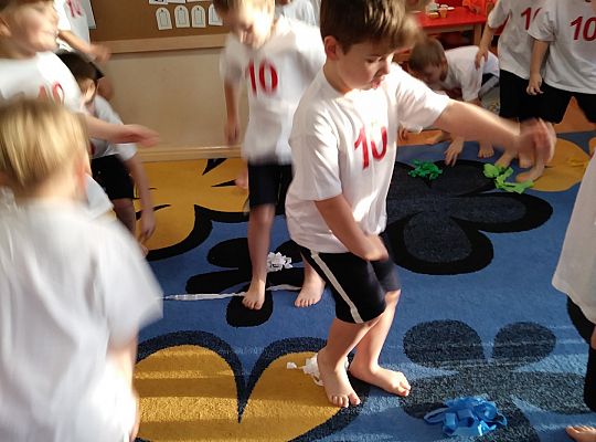 Ćwiczenia gimnastyczne w grupie III