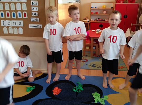 Ćwiczenia gimnastyczne w grupie III