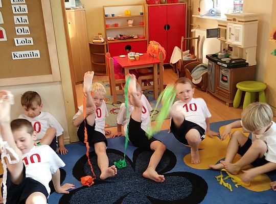 Ćwiczenia gimnastyczne w grupie III