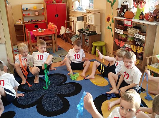 Ćwiczenia gimnastyczne w grupie III