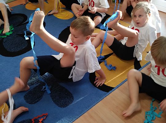 Ćwiczenia gimnastyczne w grupie III