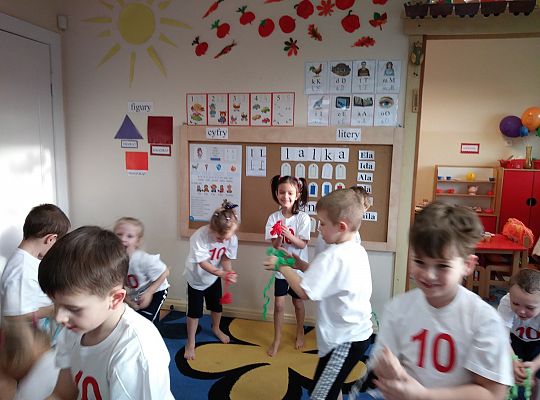 Ćwiczenia gimnastyczne w grupie III